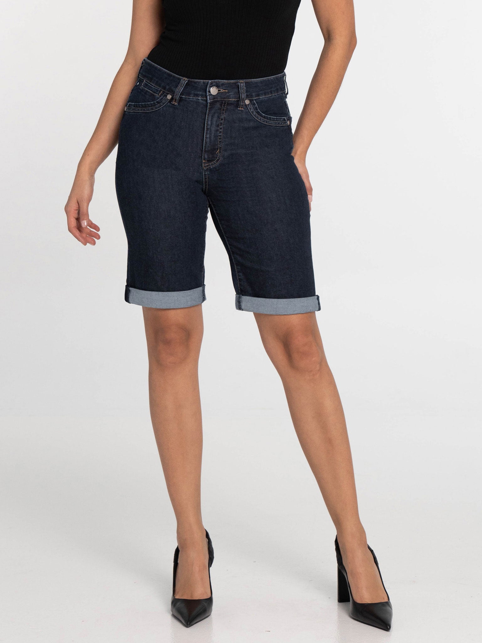 Erika Bermuda (8262652363004)
