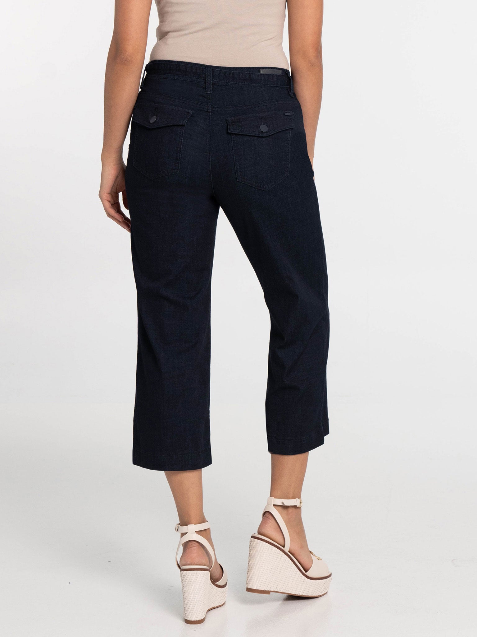 Gaucho-B (8262654001404)