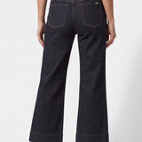 Robie Flare Jeans