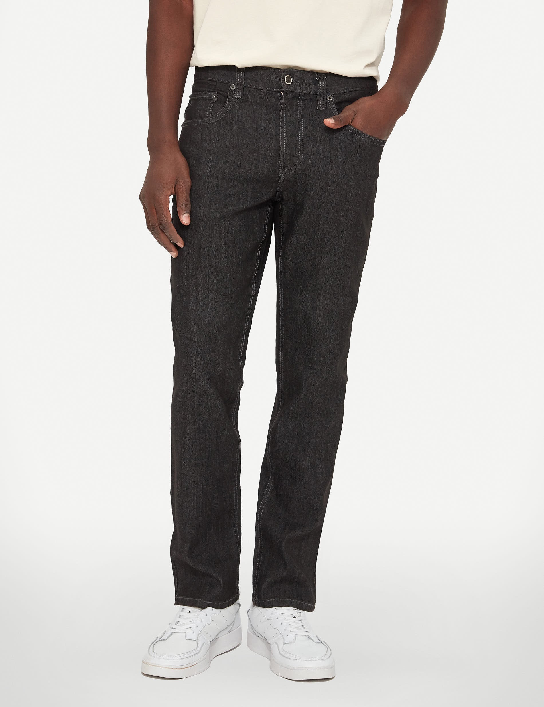 BLACK (6113745076400)