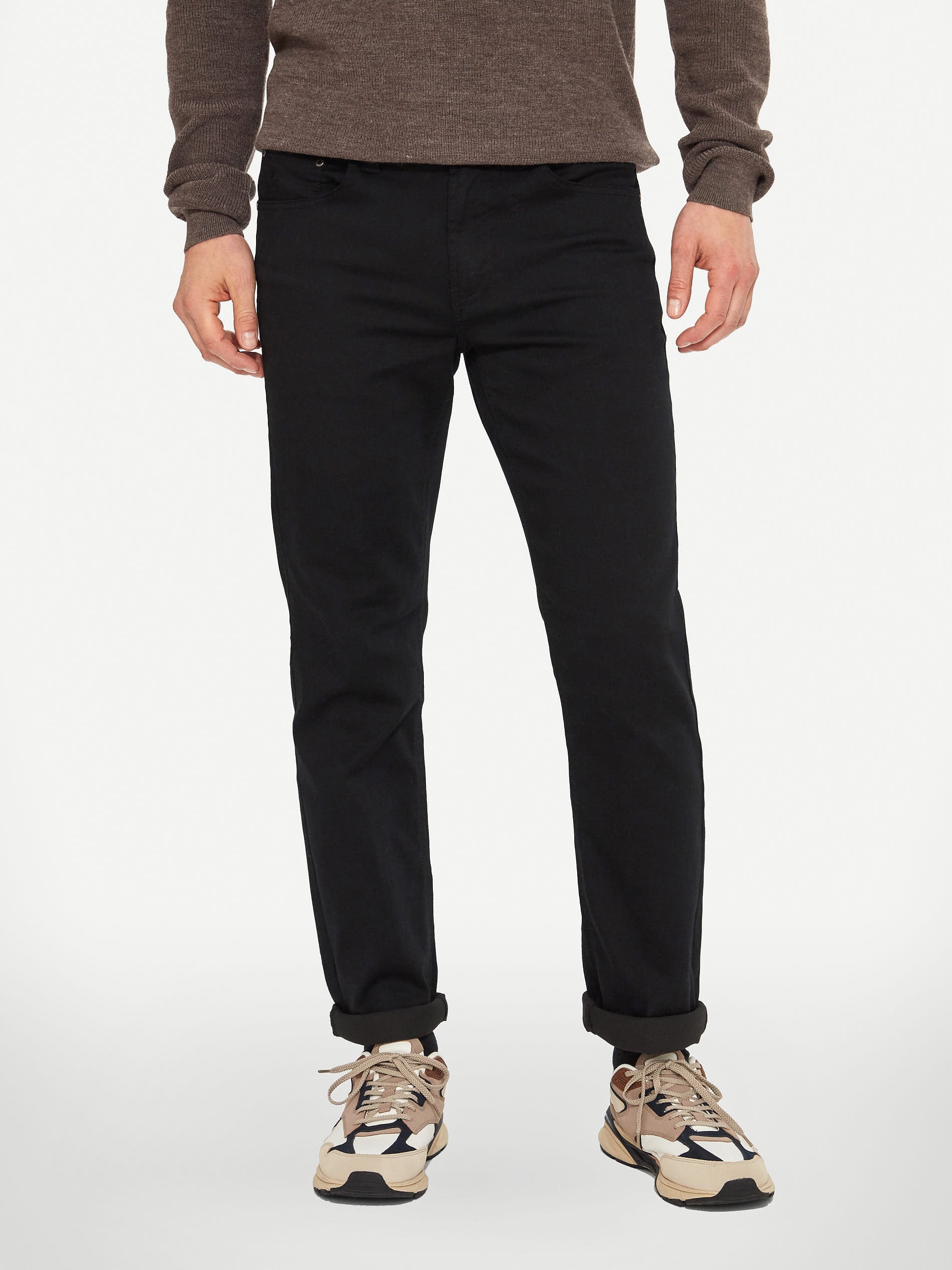 BLACK (6113744421040)
