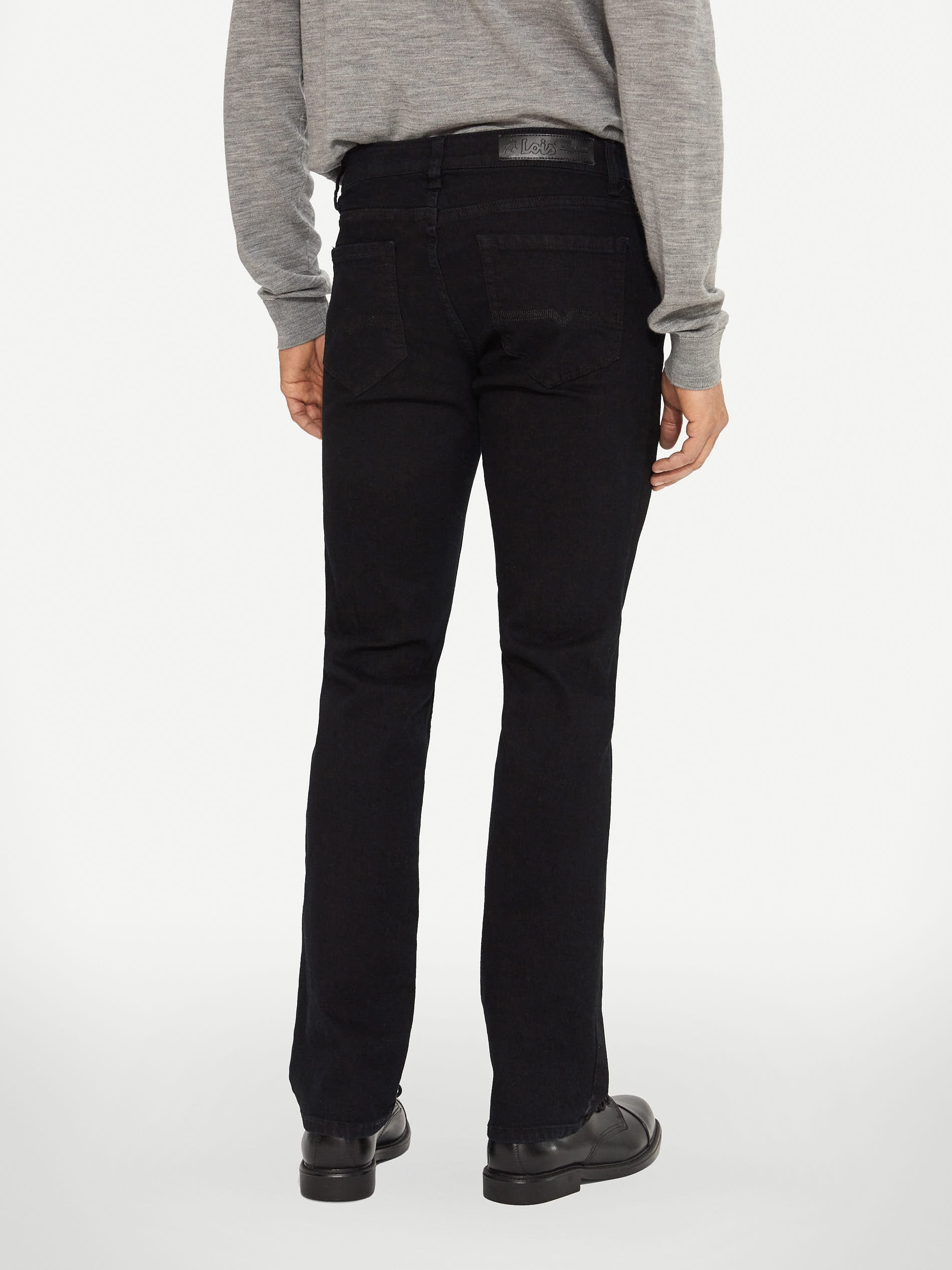 BLACK (6113745567920)