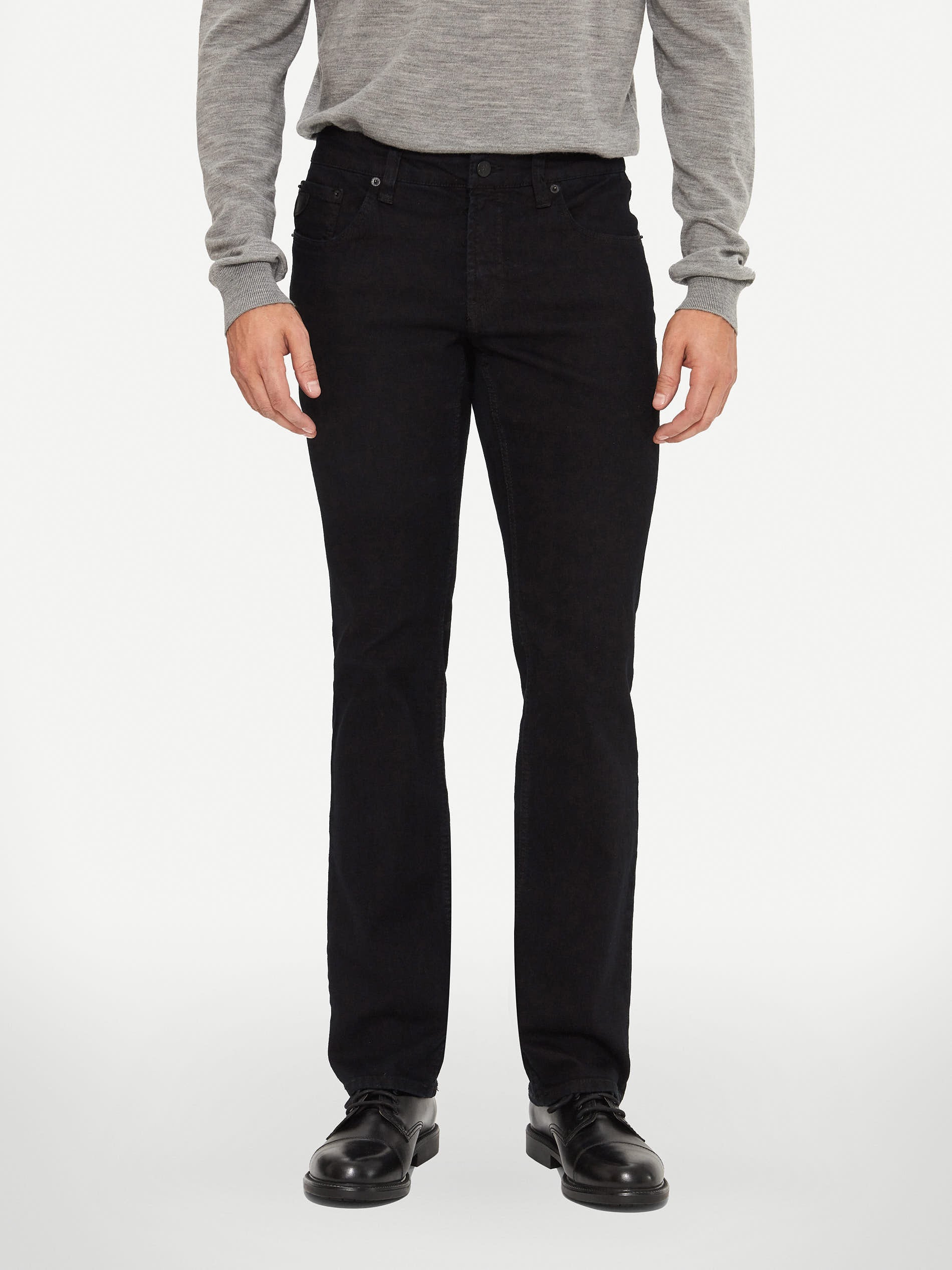 BLACK (6113745567920)