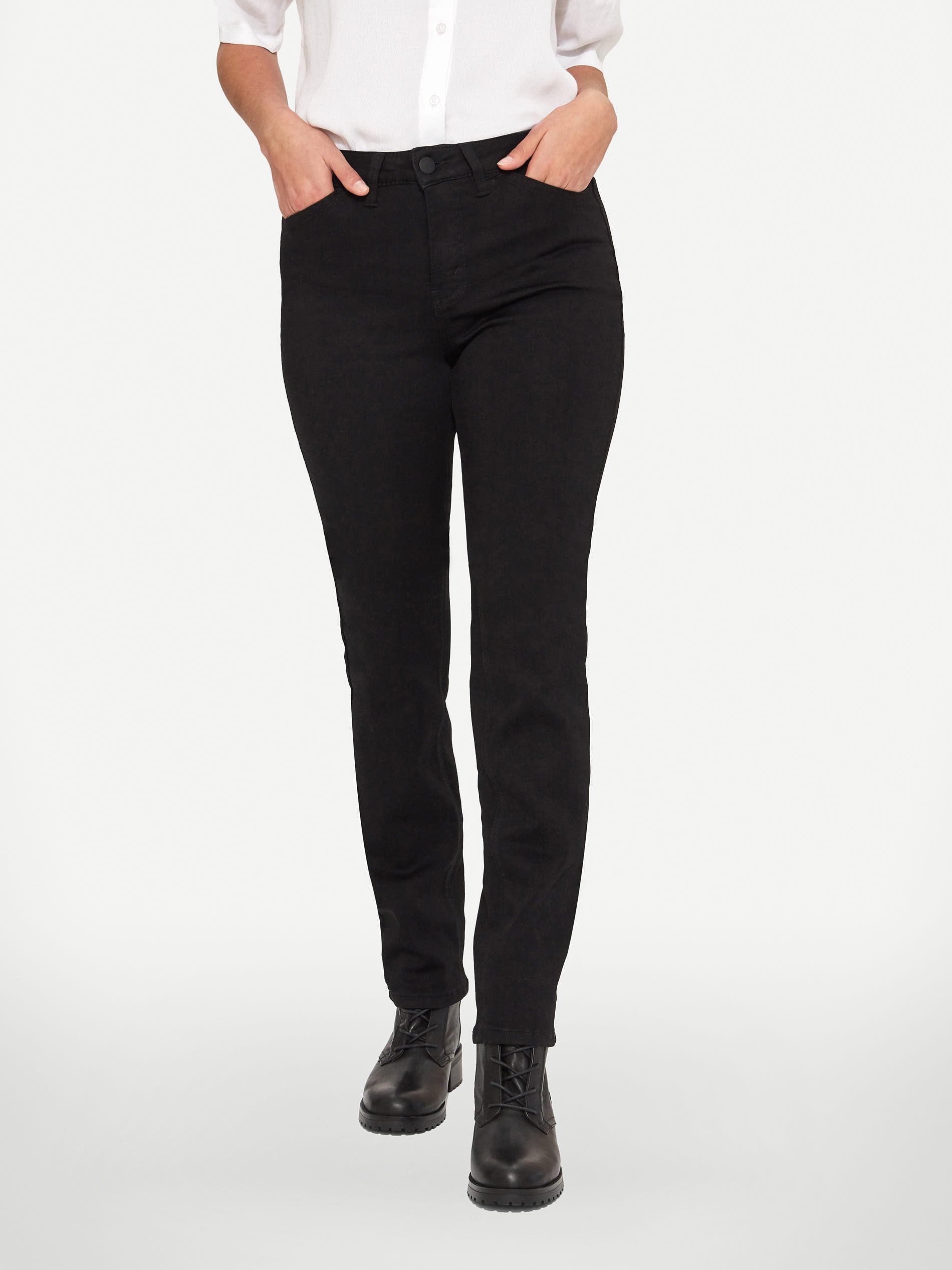 BLACK (6113742454960)
